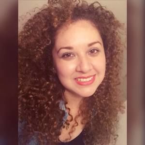 Meet your Posher, Dania